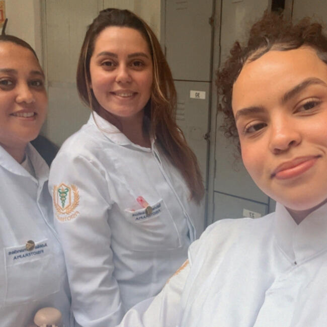 Emprego de babá em Volta Redonda: Gabriela