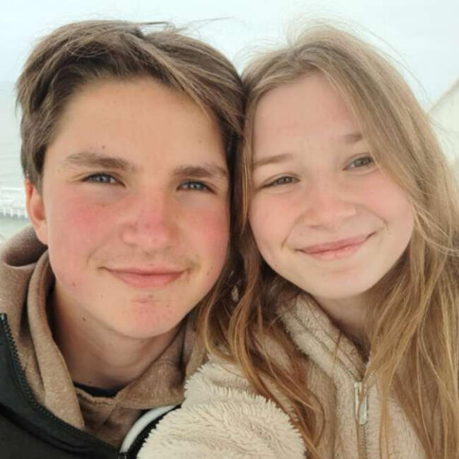 Babysitter in Pittem: Ella