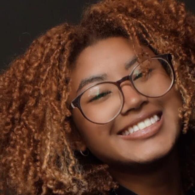 Babysitter in Maricá: Anna beatriz