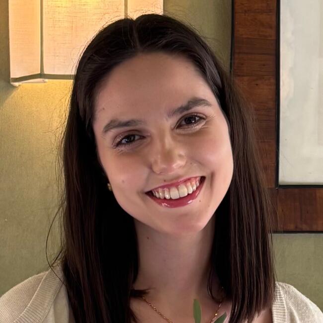 Babysitter in Matosinhos Municipality: Juliana