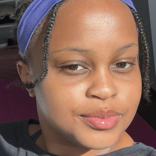 Baby-sitter in Toronto: Claris