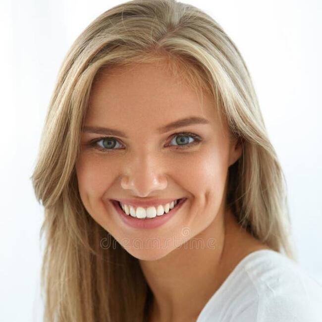 وظيفة جليسة أطفال في مكناس: Asmae