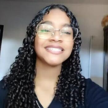 Babá em Maringá: Evelyn Lorraine