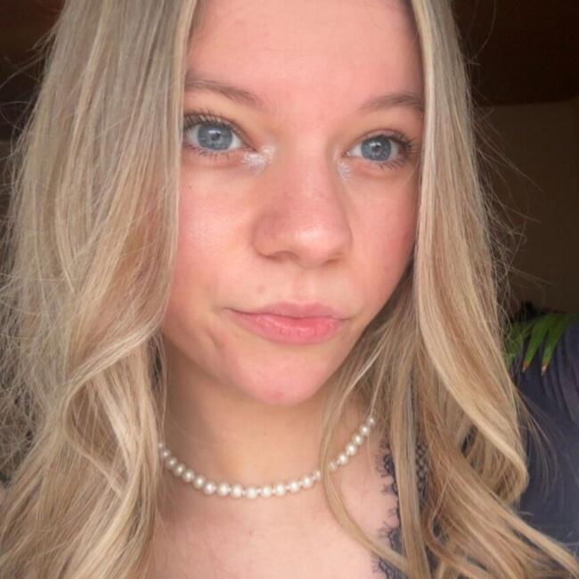 Babysitter in Gänserndorf: Angelina