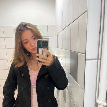 Babysitter in Vertus: Louna