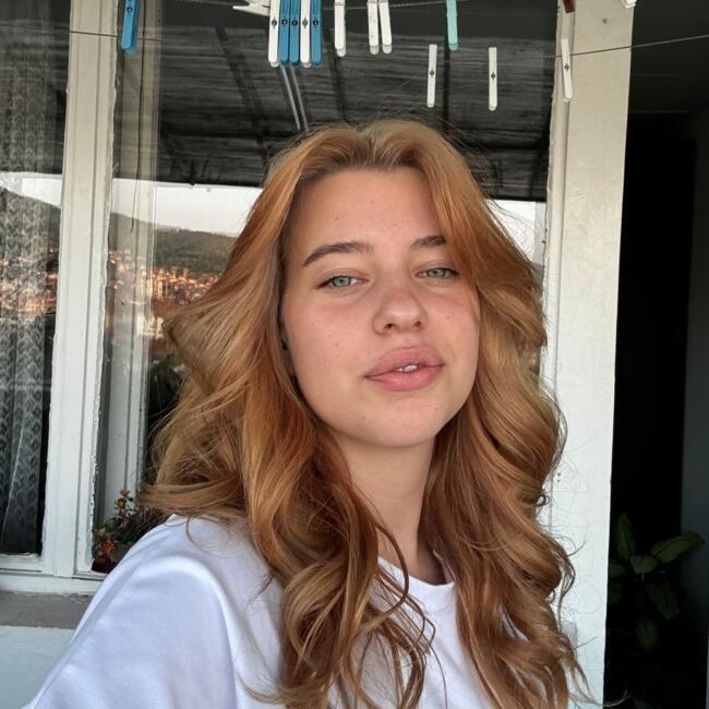 Bebisiterka u Niš: Eva