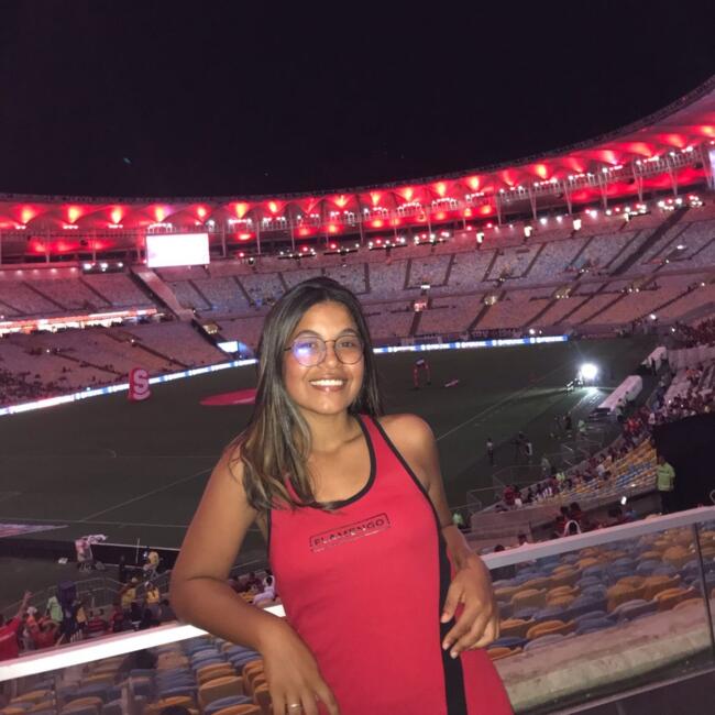 Babysitter in Navegantes: Hillary Khercy