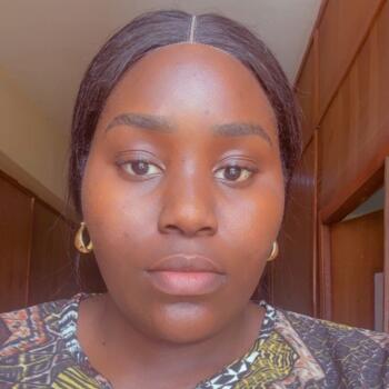 Babysitting job in Stoke-on-Trent: babysitting job Awele