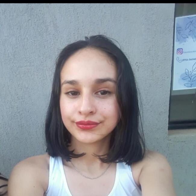 Niñera en San Vicente: Mariana