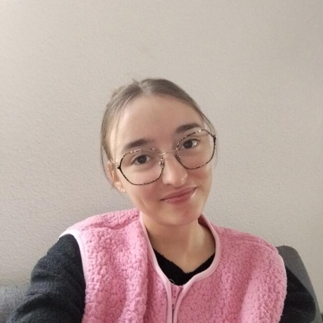 Babysitter in Montauban: Camille