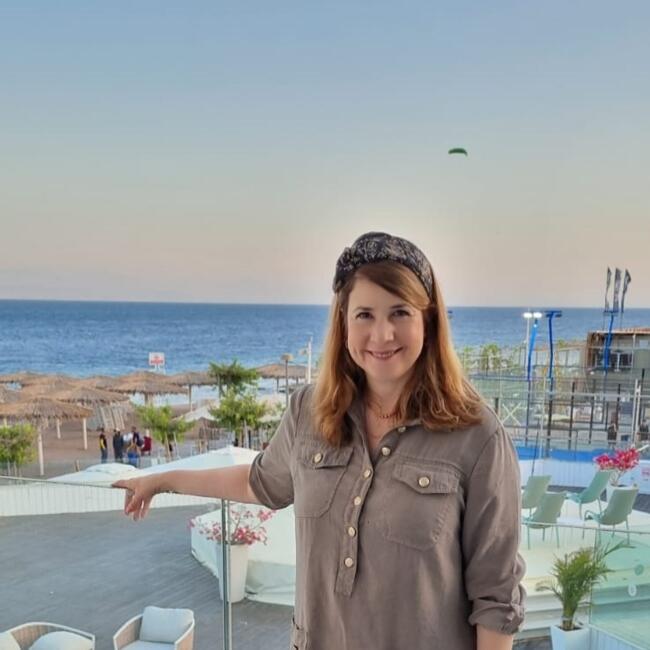 משרת בייביסיטר ב- גבעת שמואל: טובי