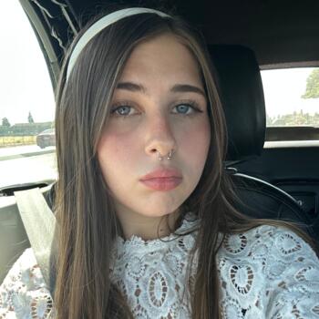 Nanny in Modesto: Haley