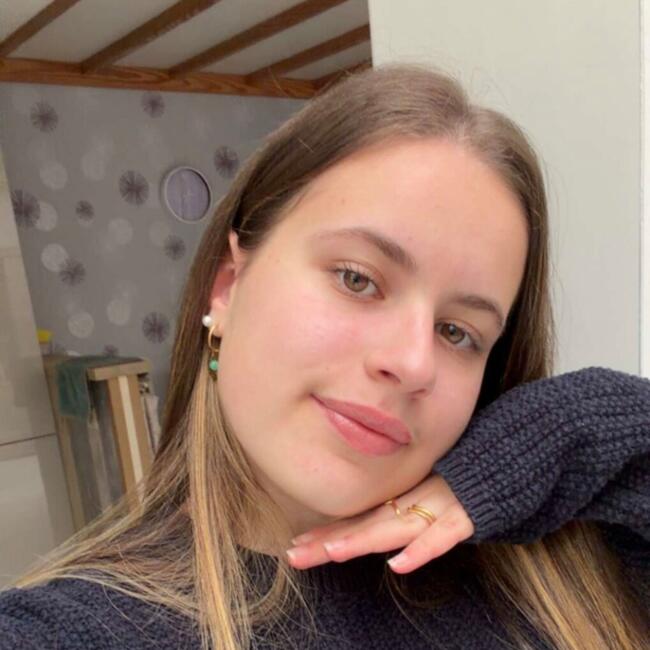 Babysitter in Mouscron: Jade