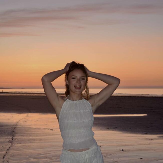 Babysitter in Cherbourg: Maëva