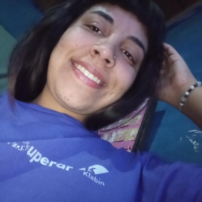 Babysitter in Pilar: Lucila