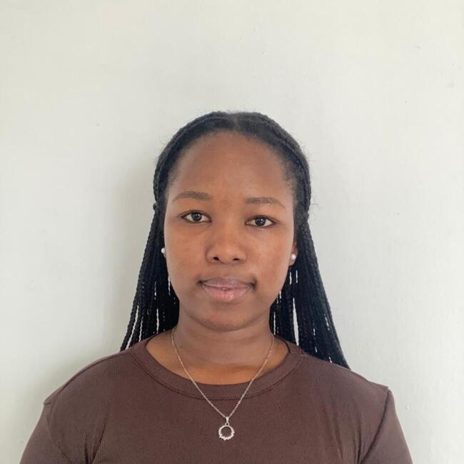 Babysitter in Tshelimnyama: Thobekile