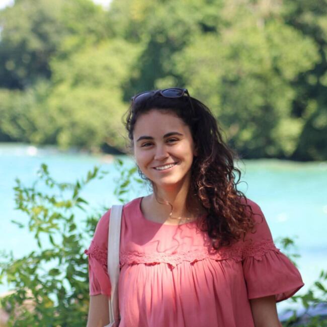 Babysitter in Olivet: Myriam