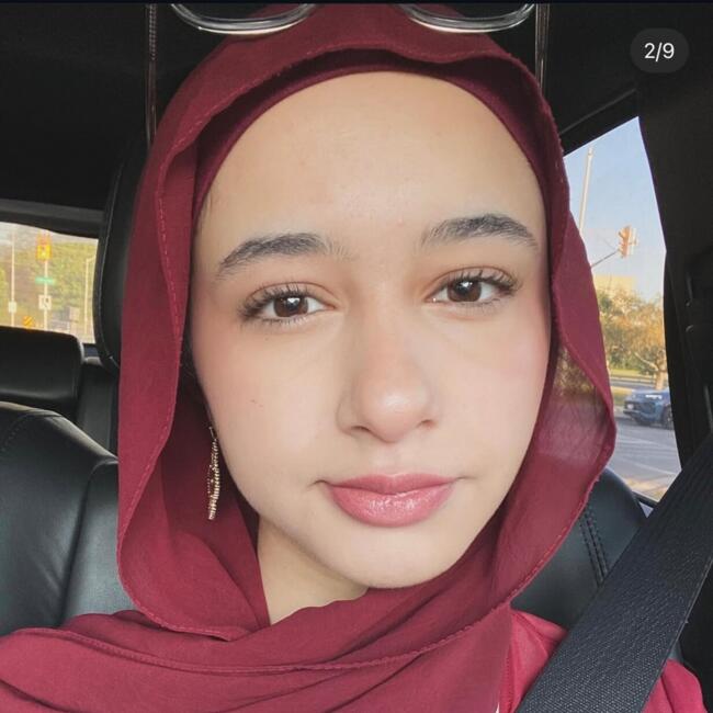 Babysitter in London: Mallak