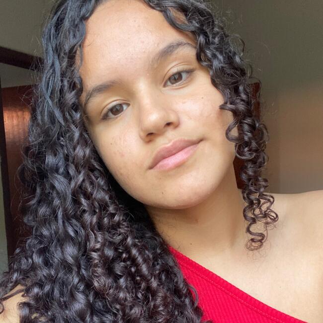 Babysitter in Goianésia: Ana