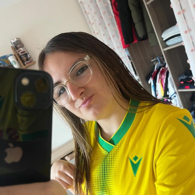 Babysitter in Sainte-Savine: Eloïse