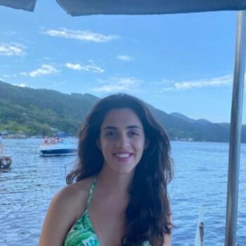 Babysitter Gold Coast: Maria Luiza