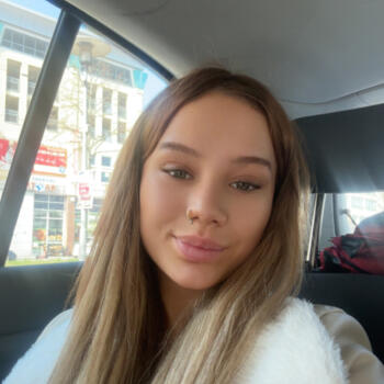 Babysitter Berlin: Giulia