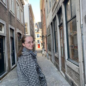 Babysitter Theux: Joanie