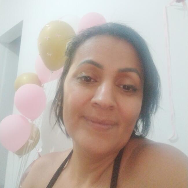 Babysitter in São Paulo: Flávia
