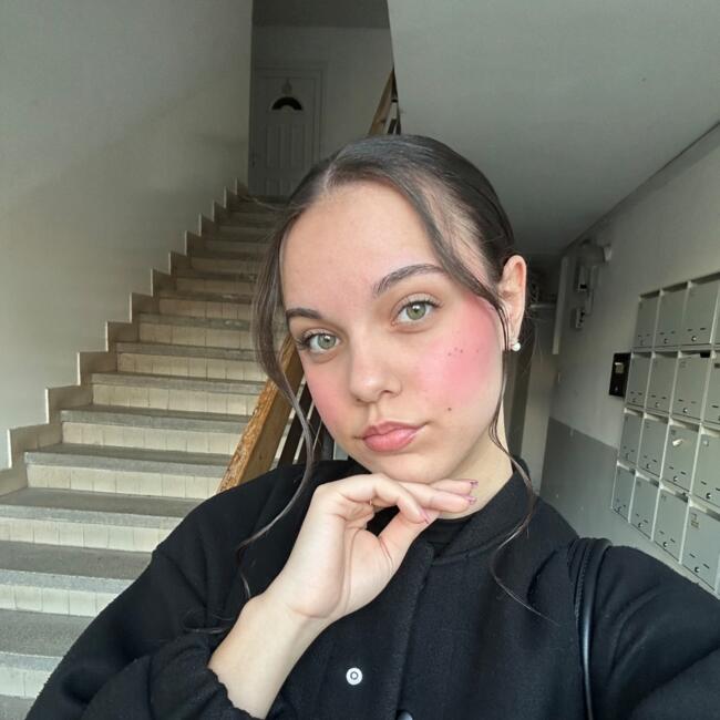 Babysitter in Szeged: Rebeka