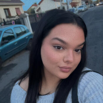 Babysitter Villeneuve-le-Roi: Asma