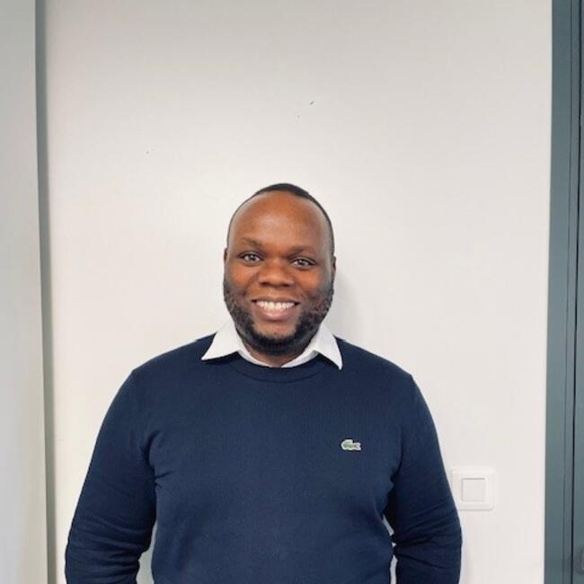 Job de garde d'enfants à Avignon: Thierry