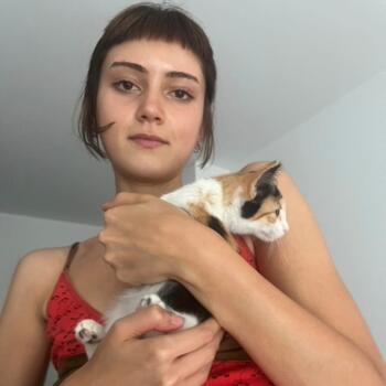 Babysitter in Landa: Laura