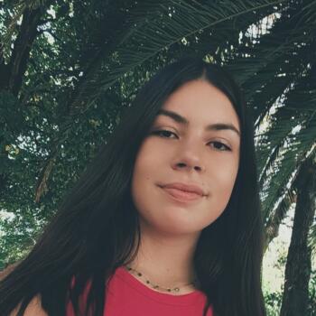 Babysitter Elvas: Sara