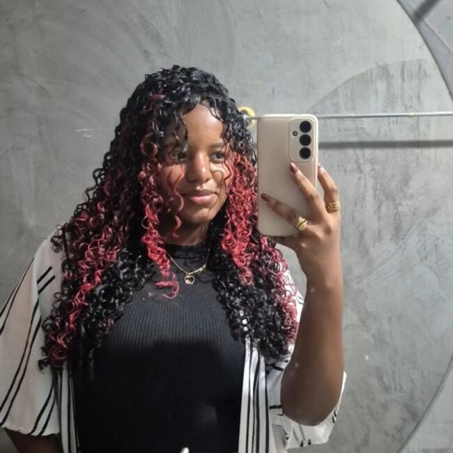 Babysitter in Camaçari: Thamila