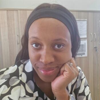 Babysitting job in Soweto: babysitting job Zandile