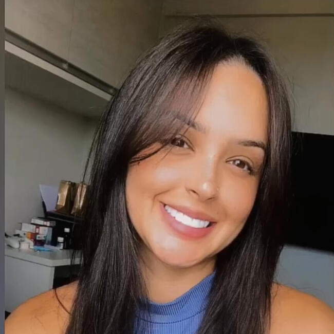 Babysitting job in São José dos Campos: Adriele