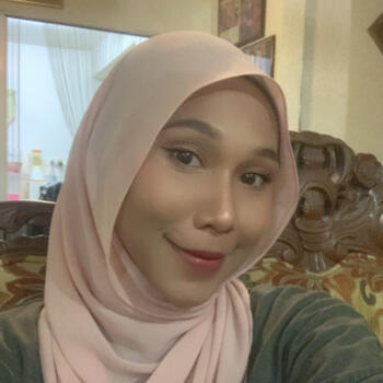 Pengasuh di Klang: Ain