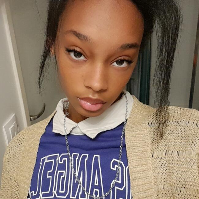 Babysitter in Jouy-le-Moutier: Kaylia