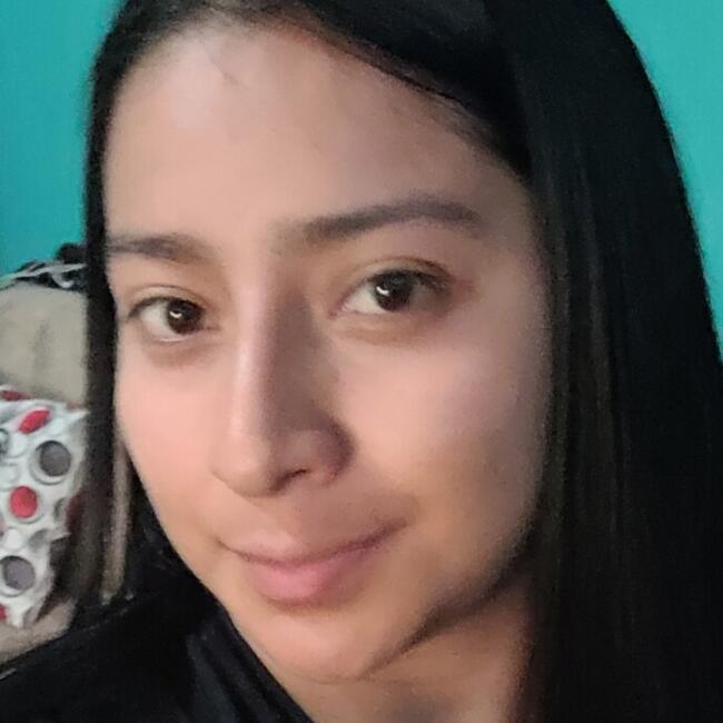 Babysitter in Guatemala City: Shirley