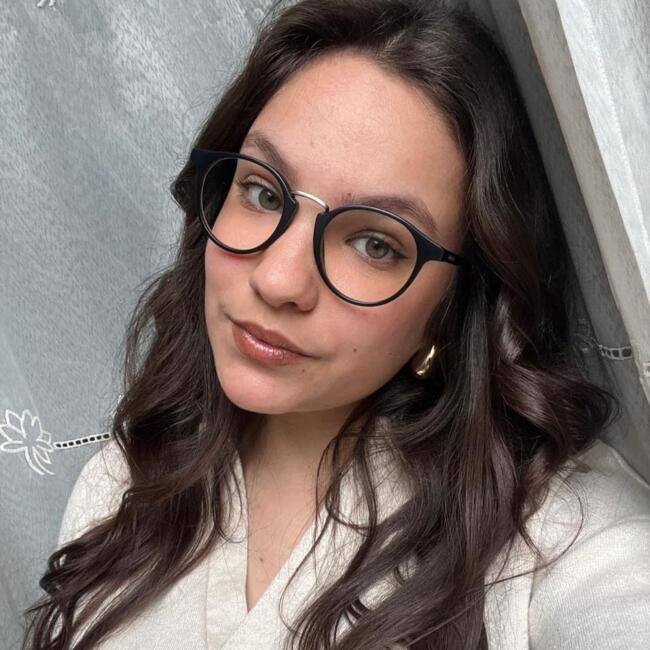 Babysitter em Porto: Mariana