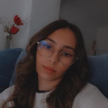 Babysitter Loulé: Lara