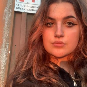 Babysitter in Postojna: Lana