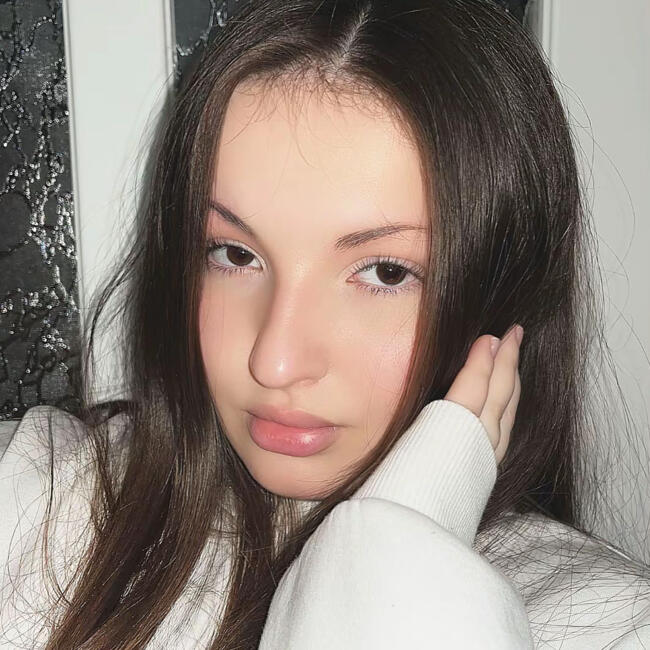 Bonă în Бэлць: Лика