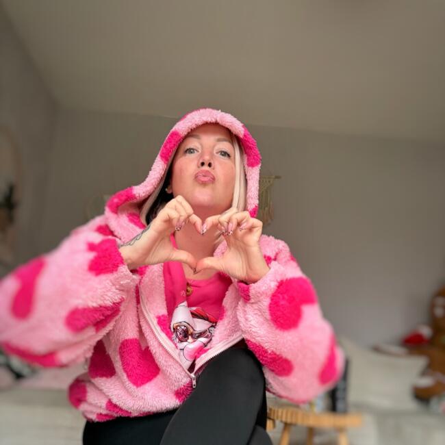 Babysitter in Cerdon: Justine