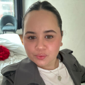 Babysitter in Toowoomba: Maia