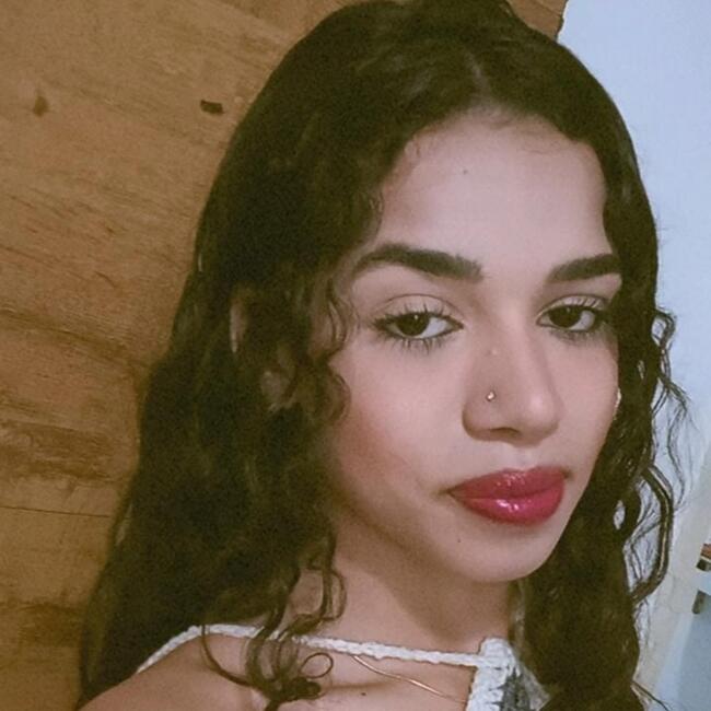 Babysitter in Vila Velha: Clara