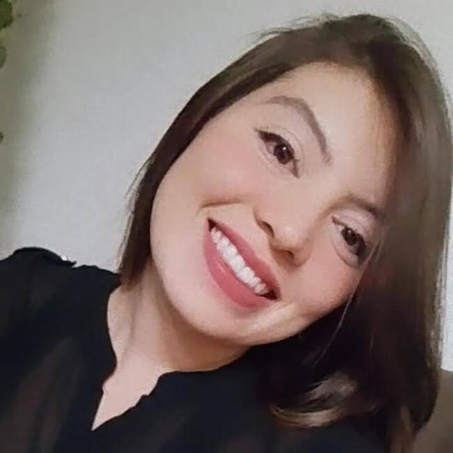 Babysitter in Caxias do Sul: Isis