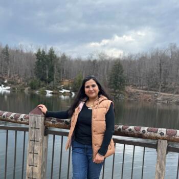 Babysitting job in Etobicoke: babysitting job Shilpa