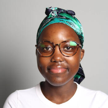 Babysitter Ilford: Shadiah k