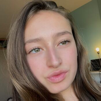 Babysitter in Asnières-sur-Seine: Anna